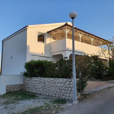 ויר Apartments Rising Sun מראה חיצוני תמונה