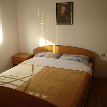 ויר Apartments Rising Sun מראה חיצוני תמונה