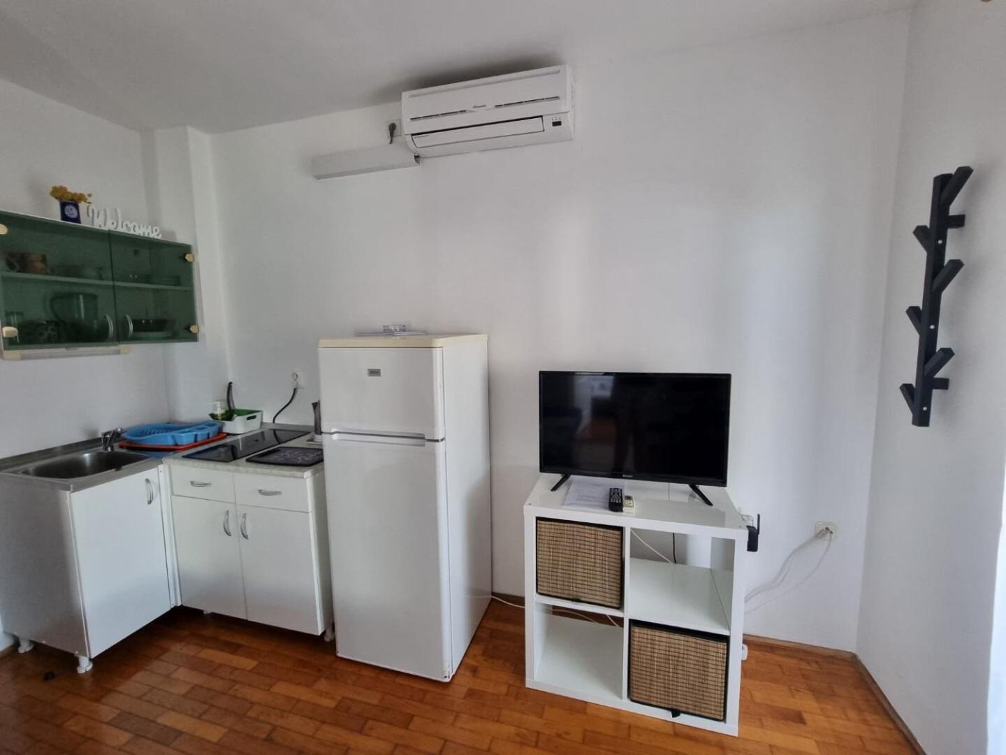 ויר Apartments Rising Sun מראה חיצוני תמונה