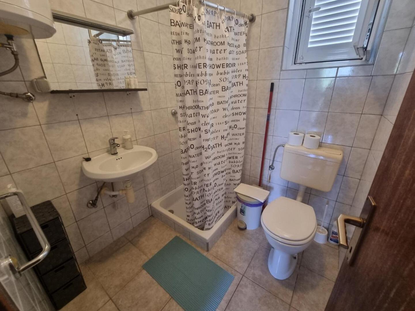 ויר Apartments Rising Sun מראה חיצוני תמונה